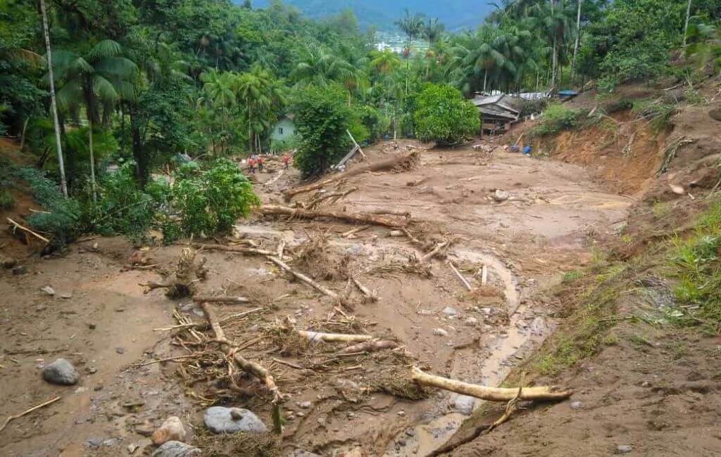 terreno deslizamento Rodeio