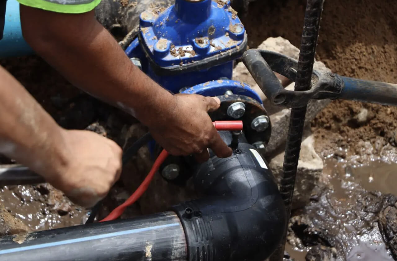 Obra em rede de água em Joinville foi suspensa