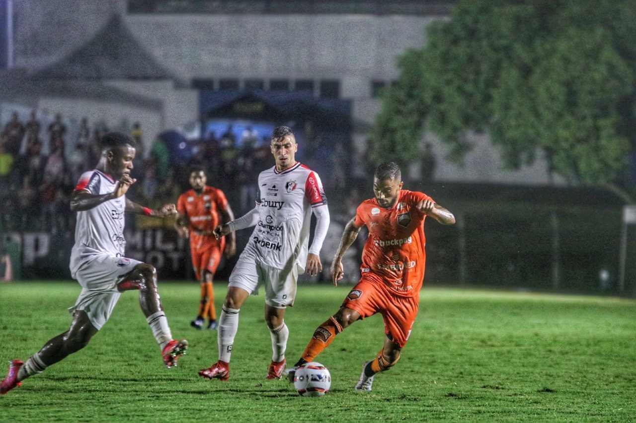 camboriu-joinville-estreia-catarinense-2023