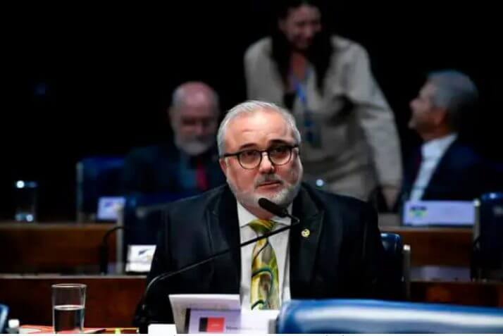 Novo presidente fez parte da equipe de transição de Lula