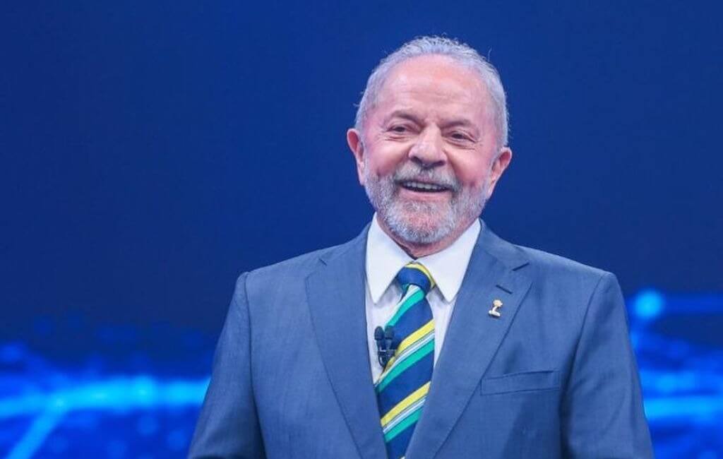 Presidente Lula sorrindo