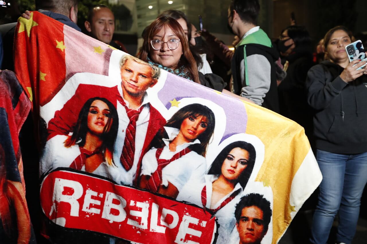 RBD anuncia turnê com shows no Brasil