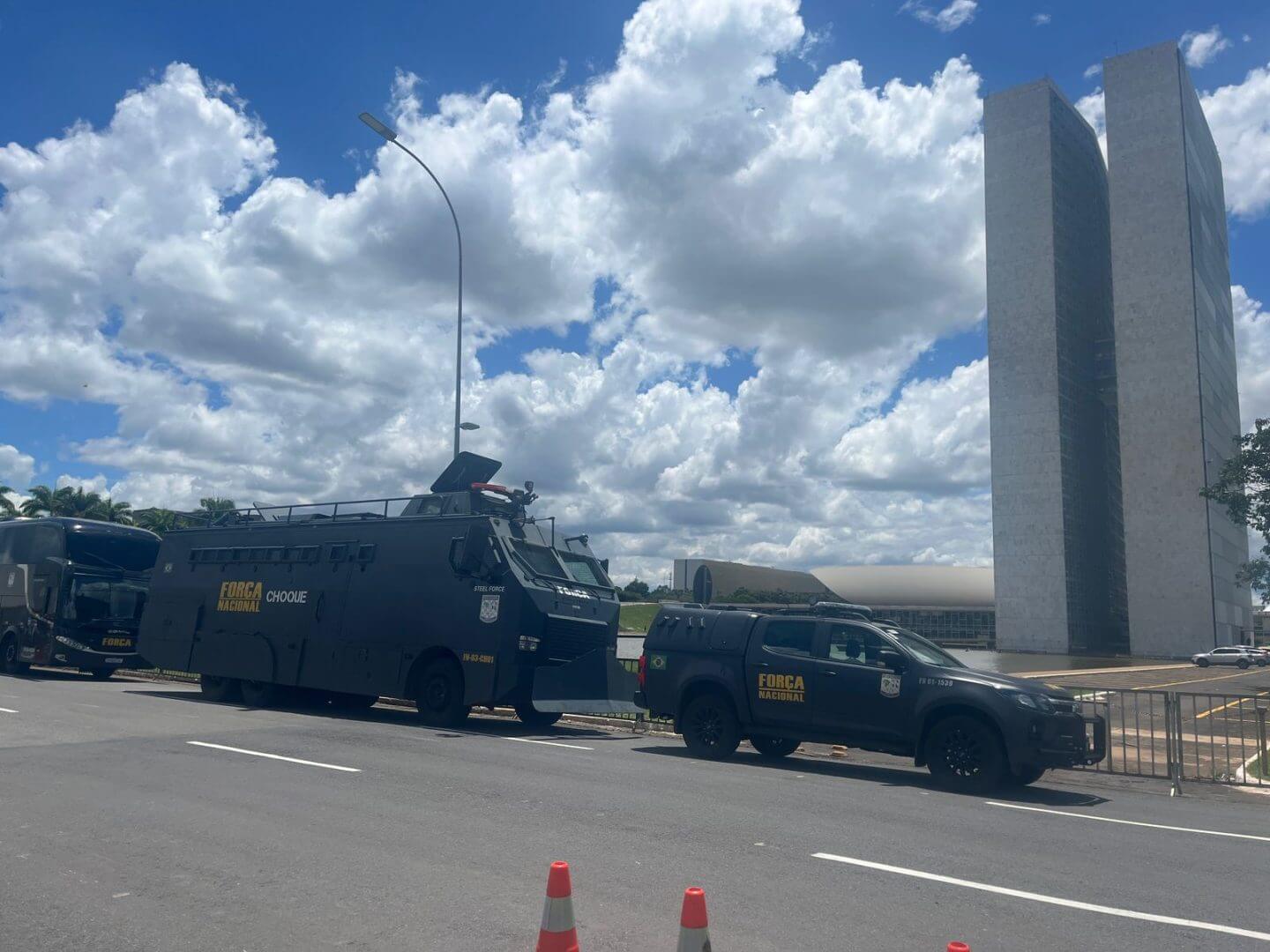 reforço na esplanada