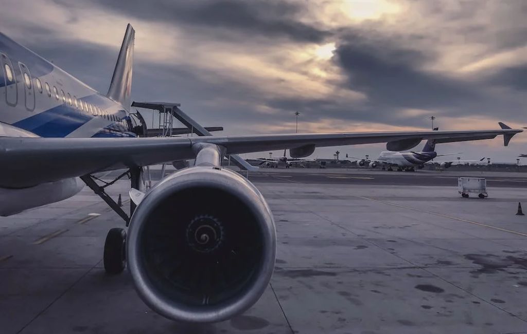 Avião