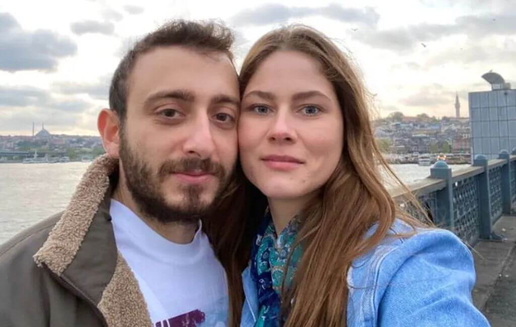 Brasileira e namorado turco