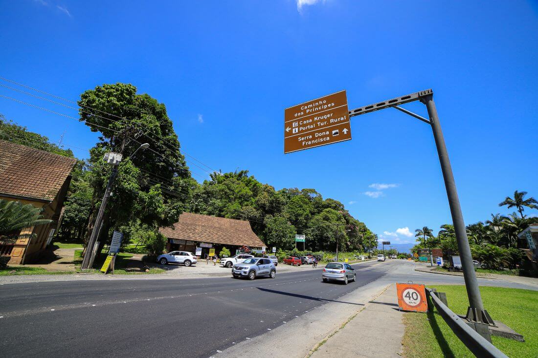 Restauração da SC-418 foi dividida em lotes, com duplicação prevista para o trecho em Pirabeiraba