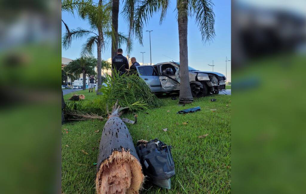 Acidente ocorreu por volta das 6h30min