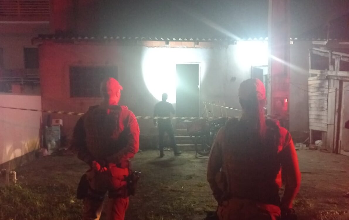 PM foi ao local do crime nesta madrugada
