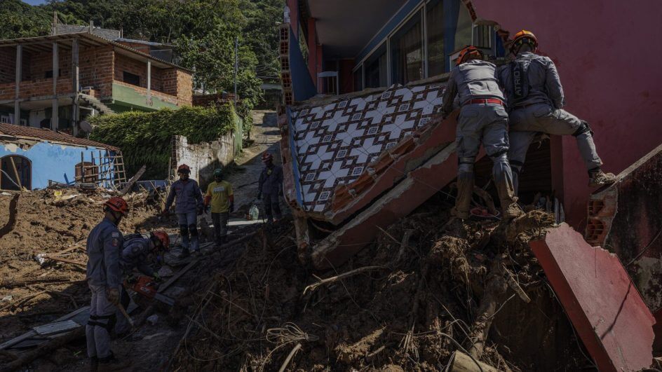 Buscam por desaparecidos seguem na região