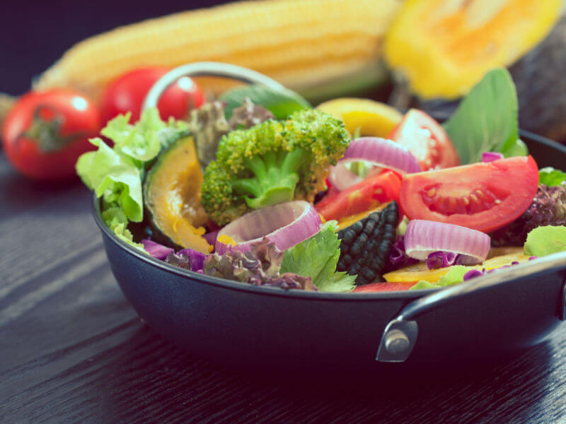 Panela de alumínio cm abóbora, brócolis, tomate, cebola e outros vegetais