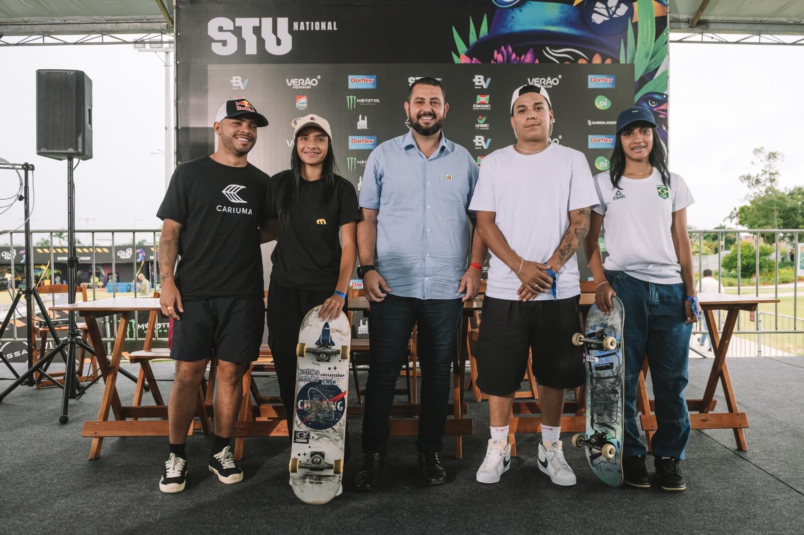 Carla Karolina, Lucas Rabelo e João Lucas Alves no STU Criciúma
