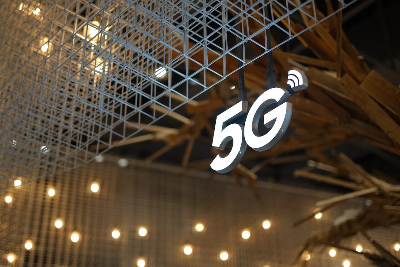 Instalação do 5G já foi liberada em mais de 600 cidades no país
