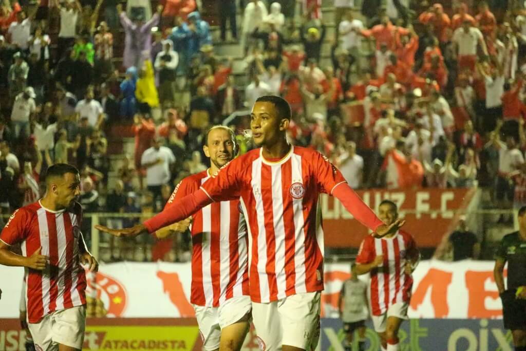 André, atacante do Hercílio Luz, foi um dos destaques individuais da primeira fase do Catarinense