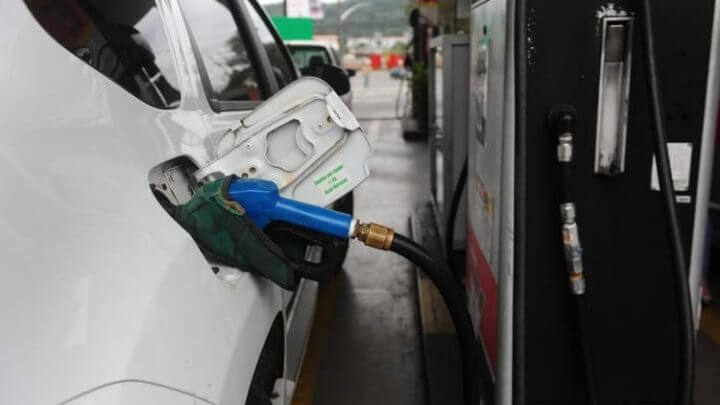 posto de combustíveis