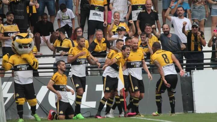 Criciúma fez 2 x 0 em 15 minutos no primeiro tempo contra o Hercílio Luz