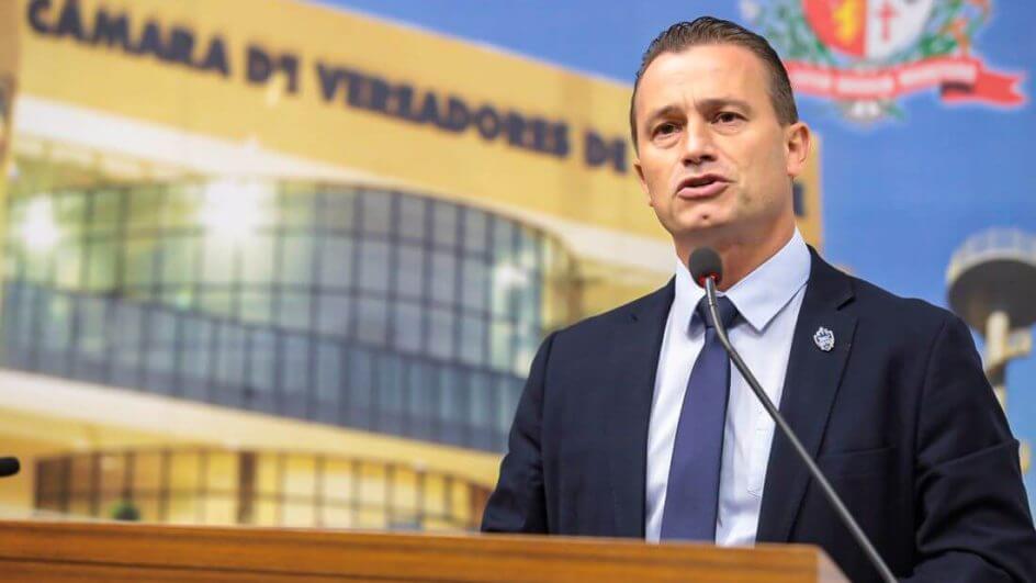 Vereador Érico Vinicius se manifestou na sessão de terça-feira