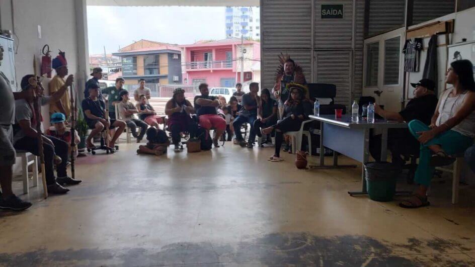 Lideranças indígenas ocupam o prédio do Distrito Sanitário Especial Indígena em São José
