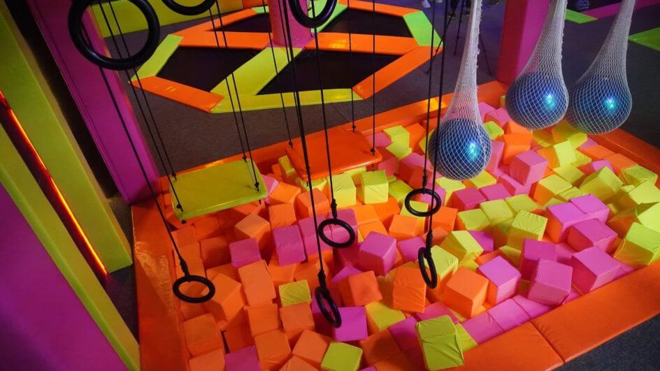 Playground funciona no Continente Shopping.