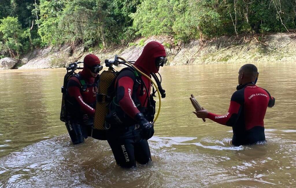 buscas criança 3 anos santo amaro