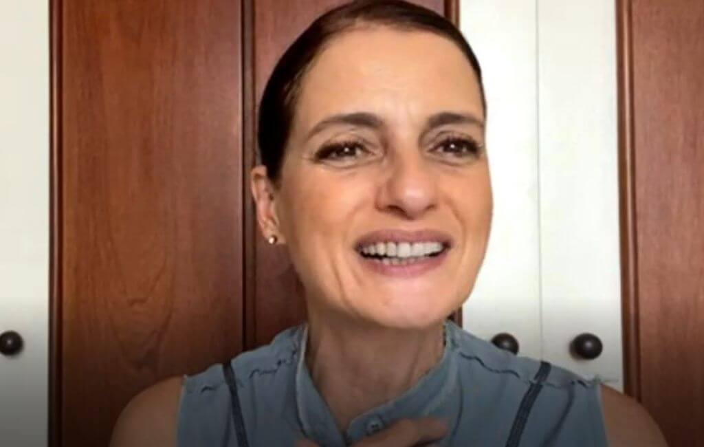 Atriz se apresenta em Florianópolis como parte da Maratona Cultural (Foto: Reprodução)