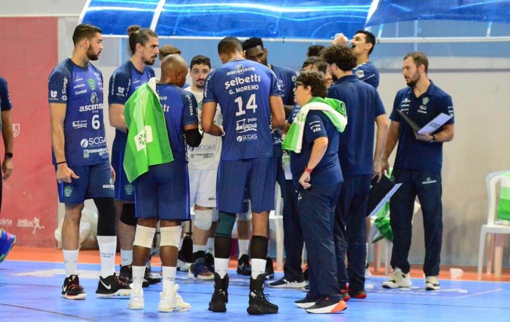 Joinville Vôlei venceu o Araucária por 3 sets a 0