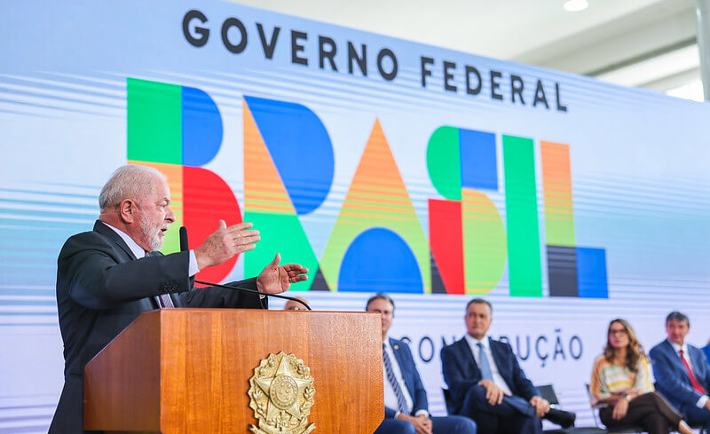 lula em anuncio do novo bolsa familia