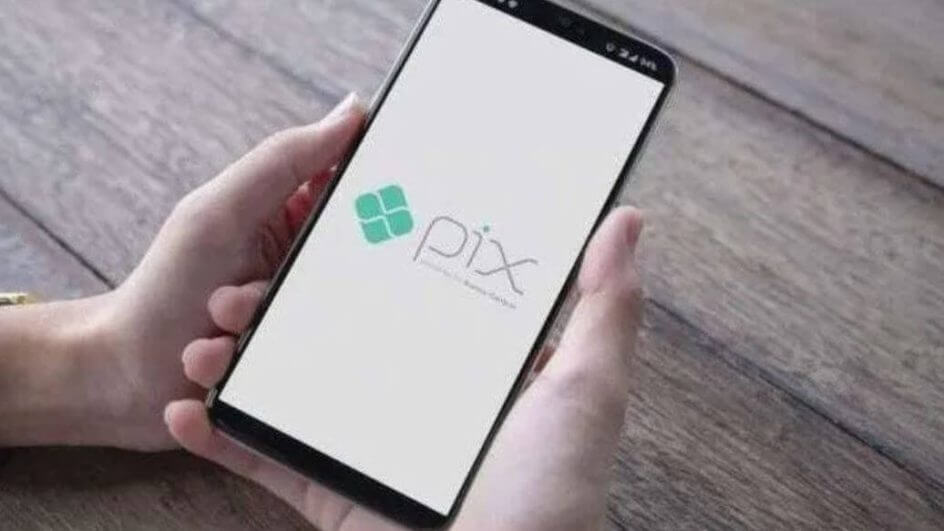 Deputado sugere pagamento de impostos via Pix