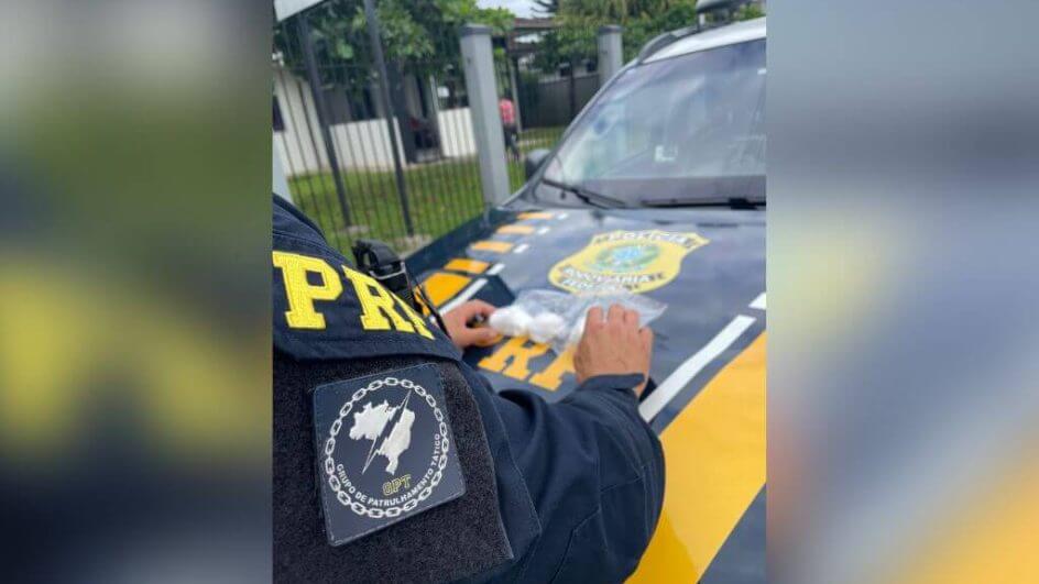 PRF autuou e prendeu motorista em Indaial