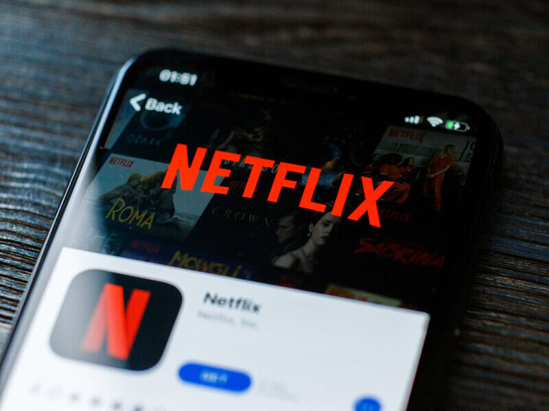 Aplicativo da Netflix em um celular
