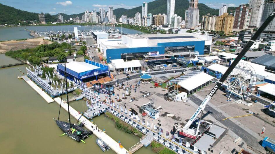 Vila da Regata de 2023 em Itajaí