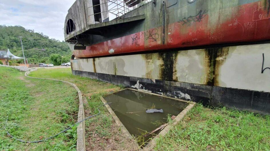 Água acumulada na Prainha de Blumenau
