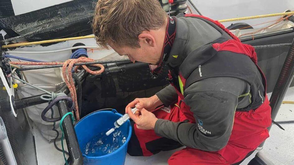 velejadores-coletam-dados-durante-a-regata-2
