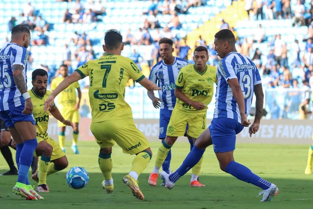 Avaí venceu o Mirassol com gol nos acréscimo do segundo tempo na Ressacada