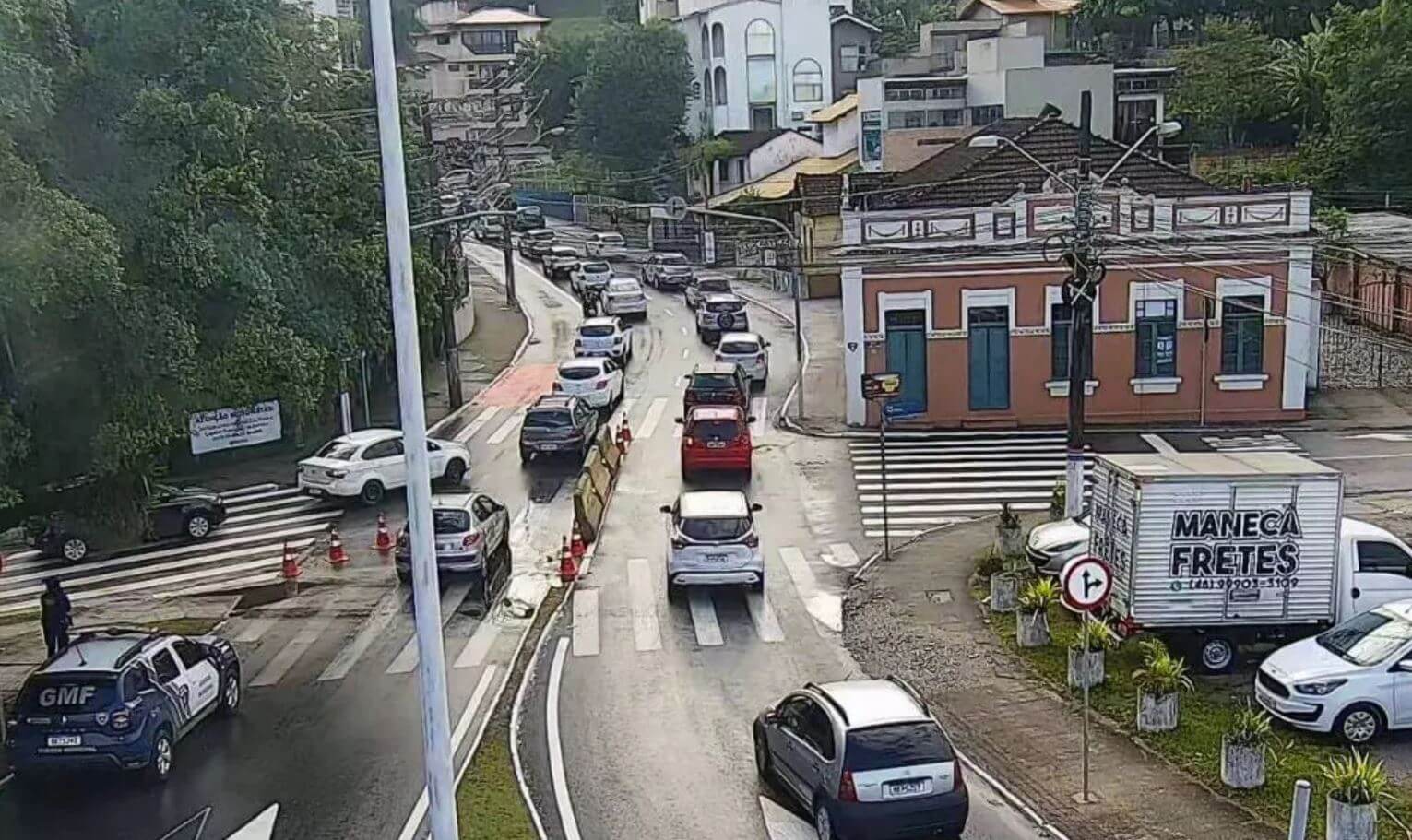 Novo binário mudou o trânsito na região da UFSC em Florianópolis