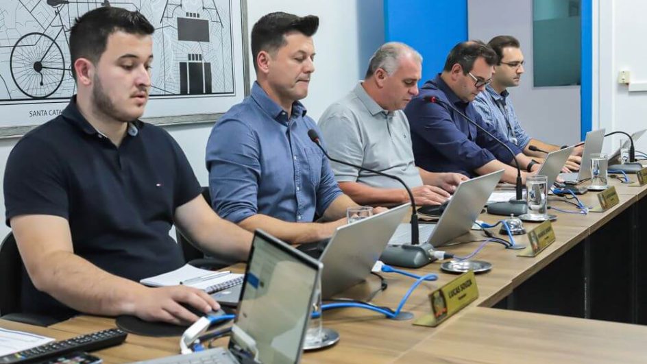 Comissão especial da saúde definiu primeiras ações nesta quinta-feira