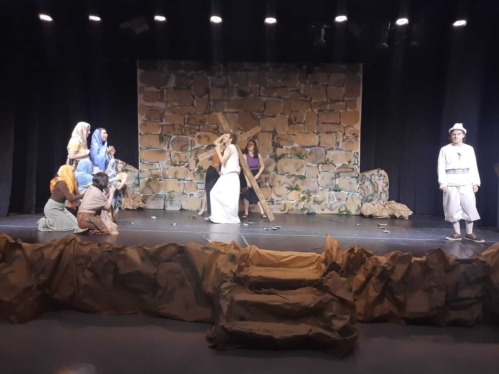 Registro feito durante o ensaio de “Jesus, o povo e o amor”