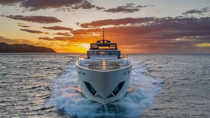 Ferretti Yachts 1000