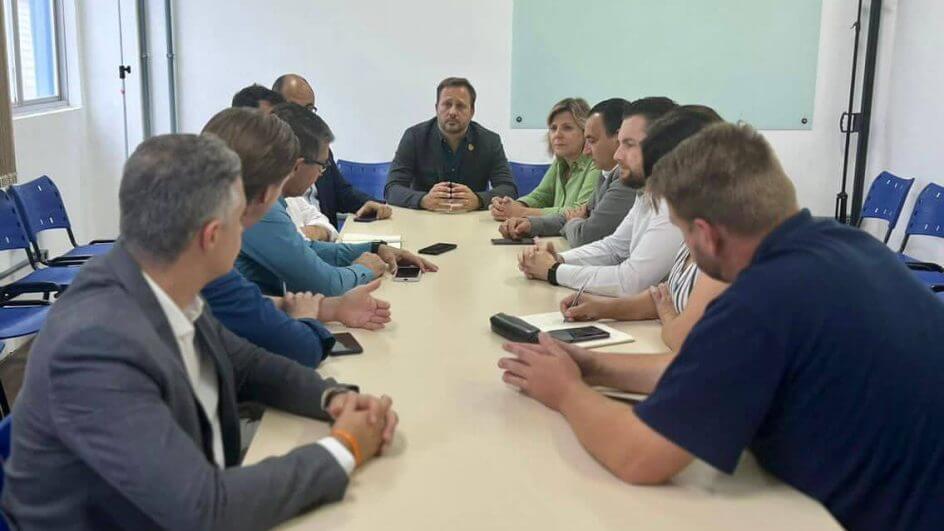 Vistoria foi definida em reunião sobre segurança de escolas, na quarta-feira