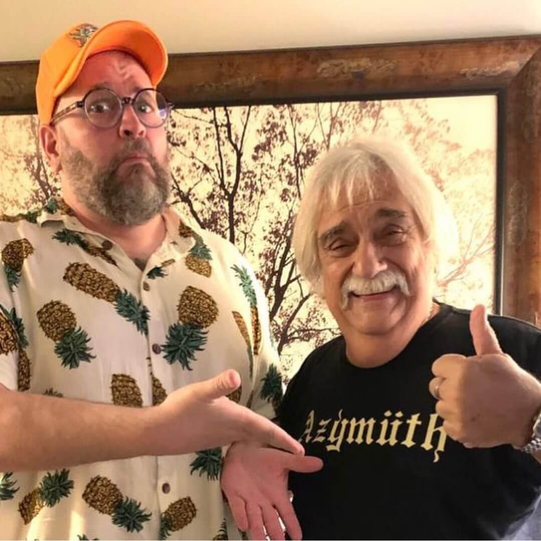 Zimmer, um dos sócios do Jazzinn, com Mamão