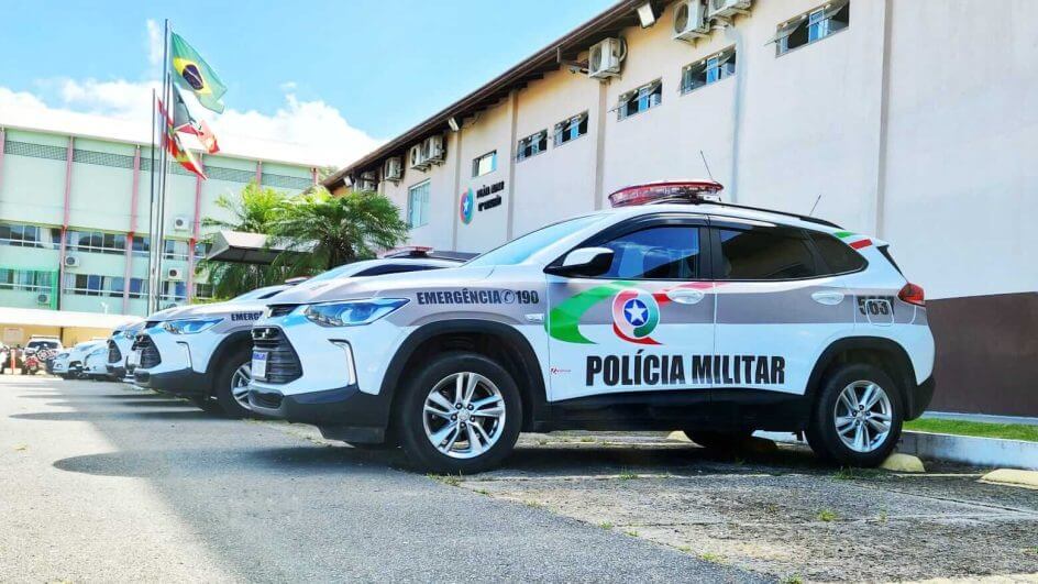 Motorista foragido entrou no batalhão e acabou descoberto