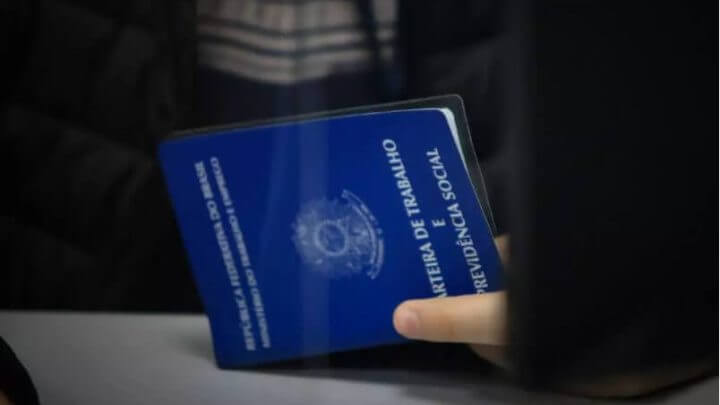 Número de vagas, no entanto, foi menor que em janeiro (Foto: Ricardo Wolffenbüttel/Secom)