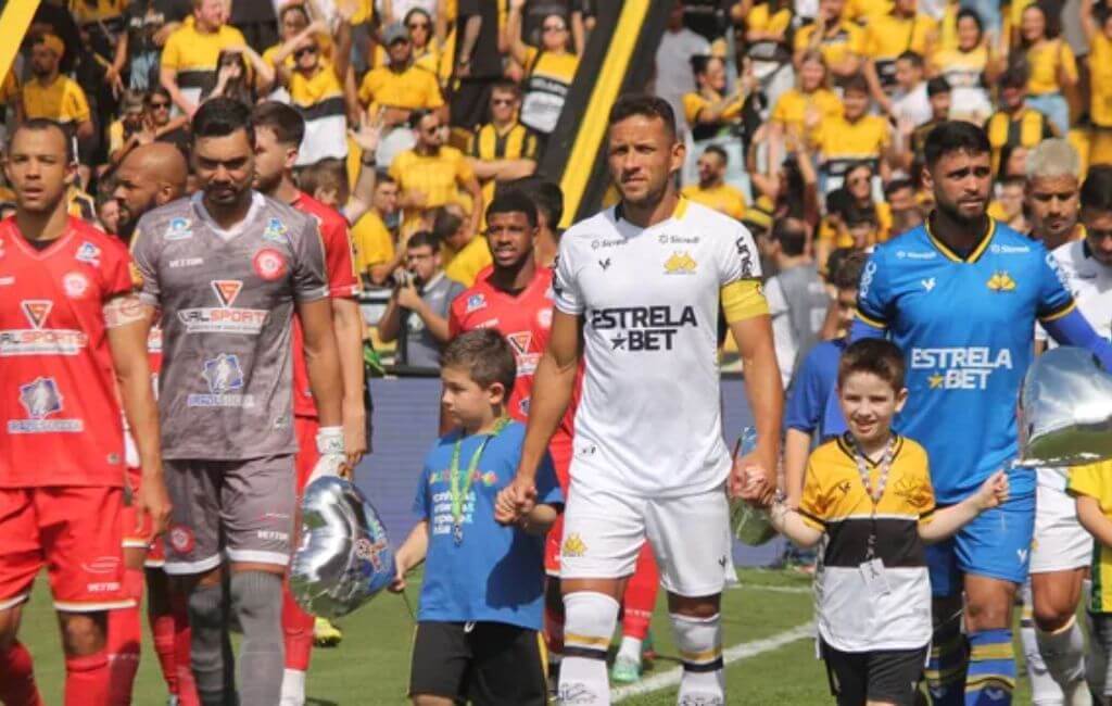 criciúma e tombense jogo
