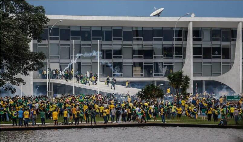 Em 8 de janeiro, golpistas invadiram Palácio do Planalto, STF e Congresso Nacional (Foto: Gabriela Biló/Folhapress)