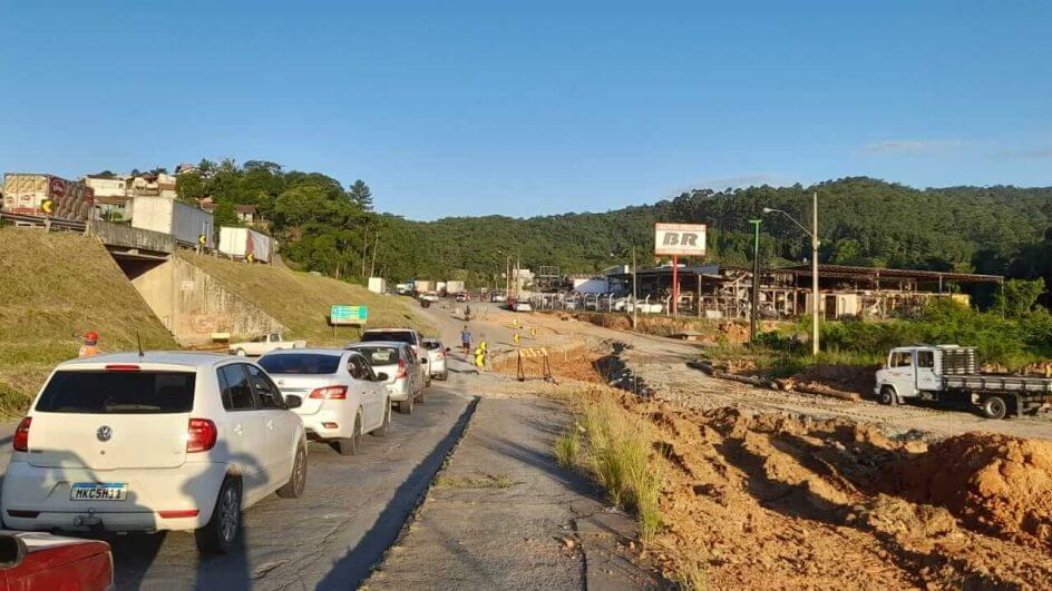Viaduto será totalmente interditado para obras de duplicação da BR-470 em Blumenau
