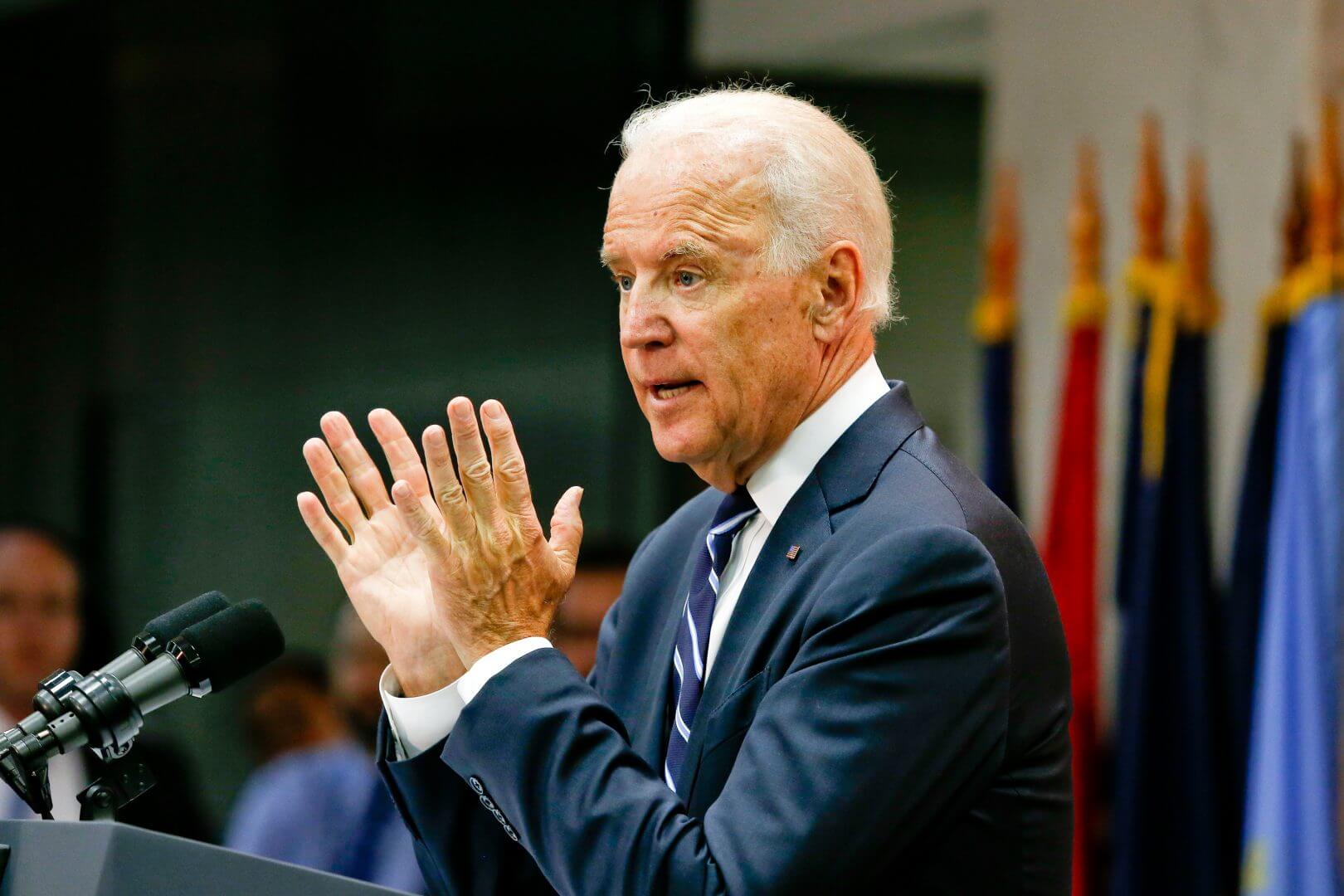 Joe Biden vai concorrer com a vice Kamala Harris (Foto: Pedro Ladeira/Folhapress)