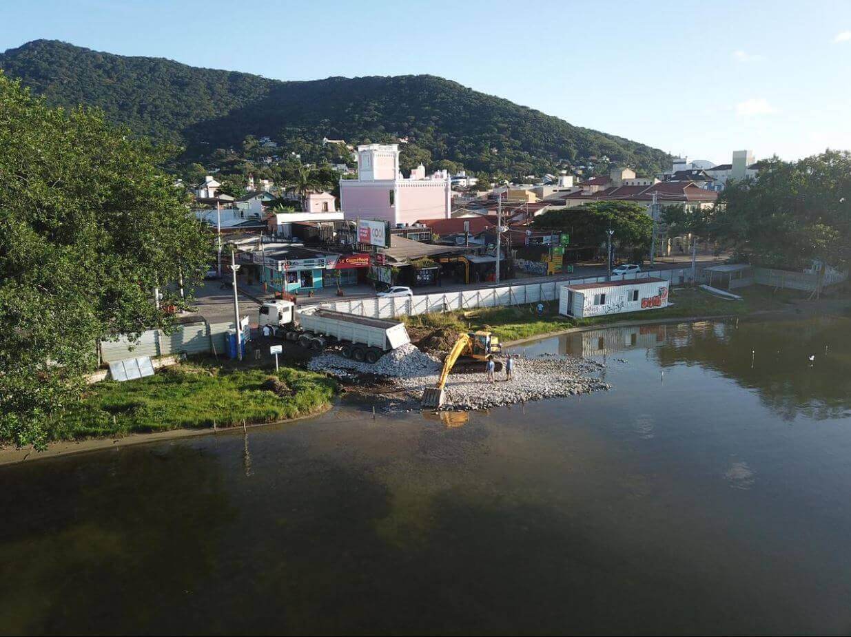 Obras foram paralisadas dois dias após início por decisão da Justiça (Foto: Prefeitura de Floriaópolis/Divulgação)
