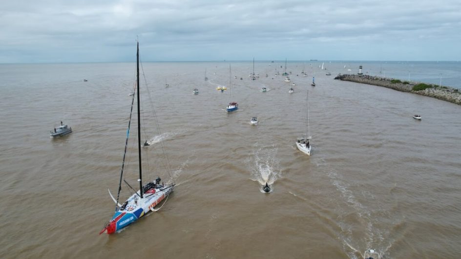 Competição ocorreu nesta sexta-feira (21)