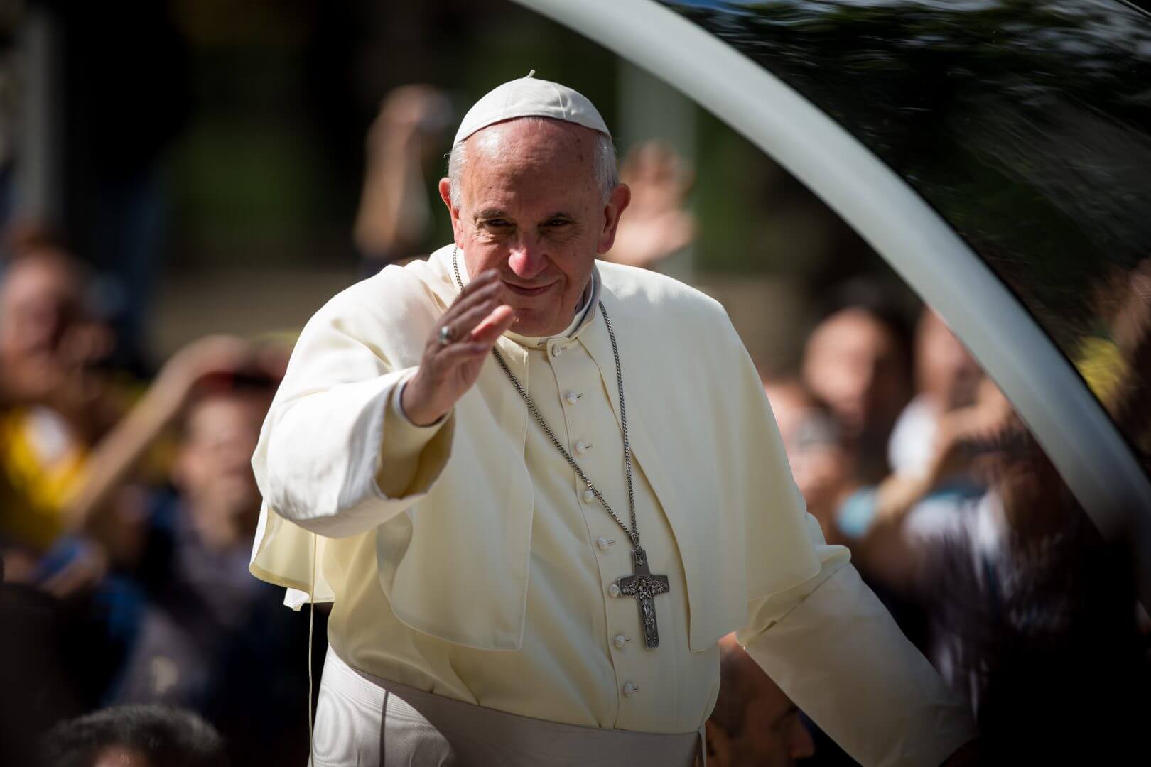 Papa Francisco celebrou missa de Páscoa (Foto: Daniel Marenco/Folhapress)