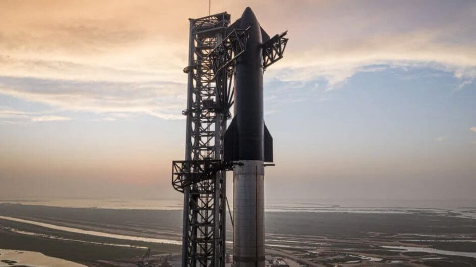 SpaceX deve lançar foguete nesta segunda