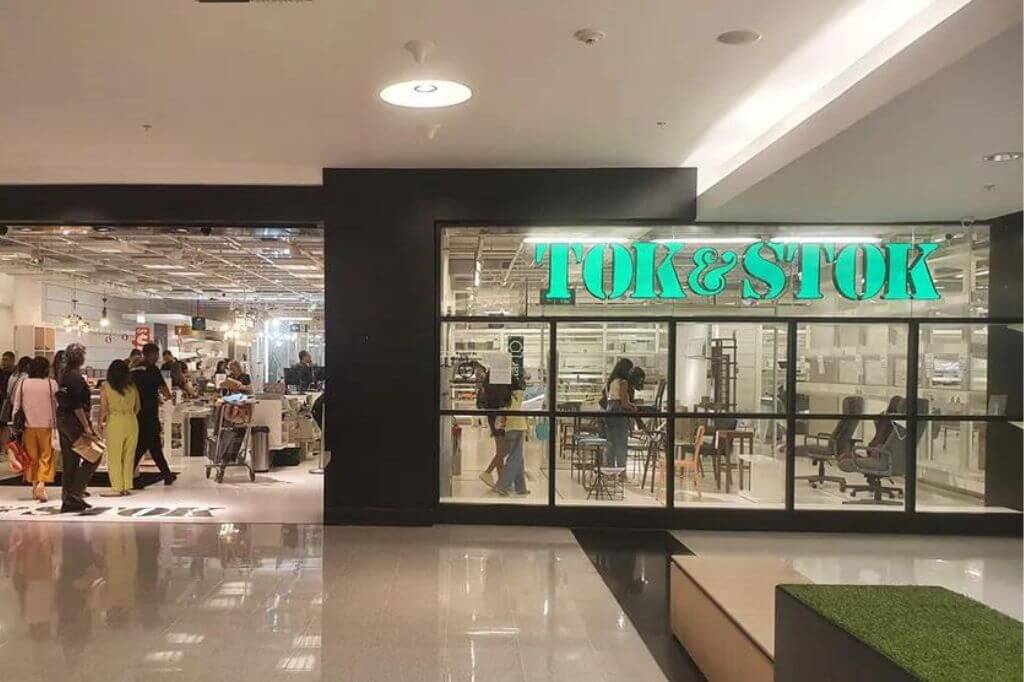 fachada tok&stok